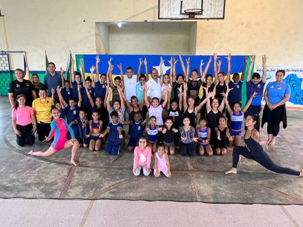 Treinadora de referência internacional realiza Training Camp de Ginástica Aeróbica em Candeias