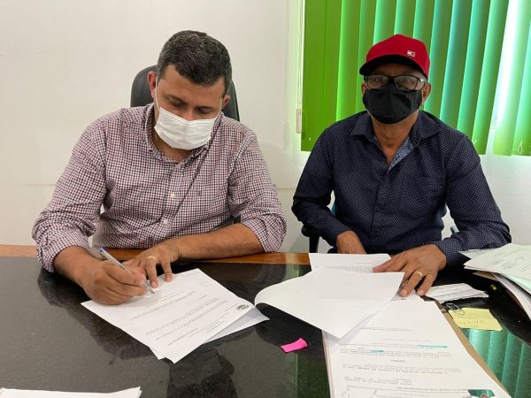 Vice prefeito Toninho Cerejeiras assume interinamente Prefeitura de Candeias do Jamari
