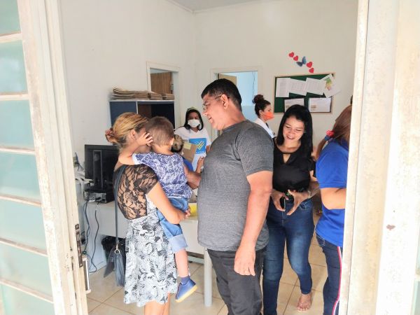 Saúde: Prefeito Lucivaldo Fabrício visita as unidades de saúde de Candeias do Jamari