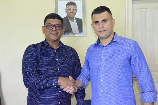 Prefeito Lucivaldo apresenta novo secretário municipal de Saúde