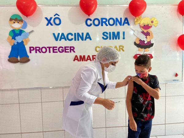 Prefeitura de Candeias começa a vacinar crianças de 10 a 11 anos contra Covid 19