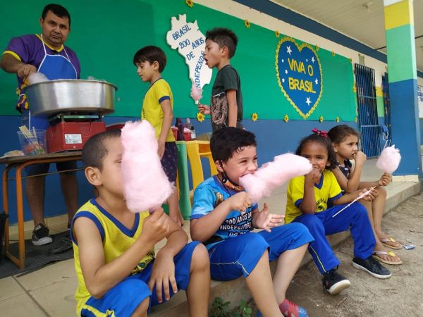 Comemoração do Dia das Crianças é celebrada com alegria nas escolas da rede municipal em Candeias