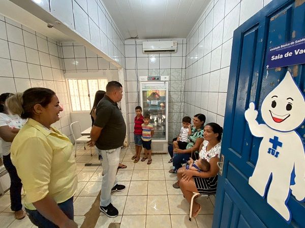 Semusa inaugura sala de vacina no Distrito de Triunfo