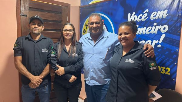 Secretaria Municipal de Agricultura apresenta avanços durante entrevista na Rádio Candeias FM