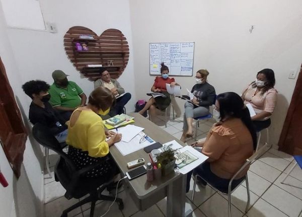 MEIO AMBIENTE: Equipes do Projeto Cidade Limpa se reúnem na Secretaria de Educação